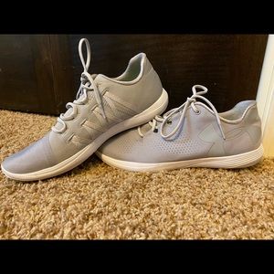 Women’s Under Armour shoes